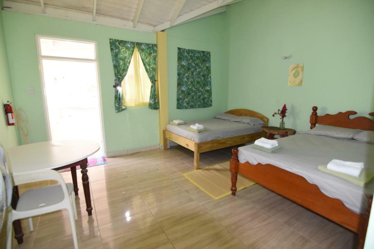 Soufriere Guesthouse 외부 사진